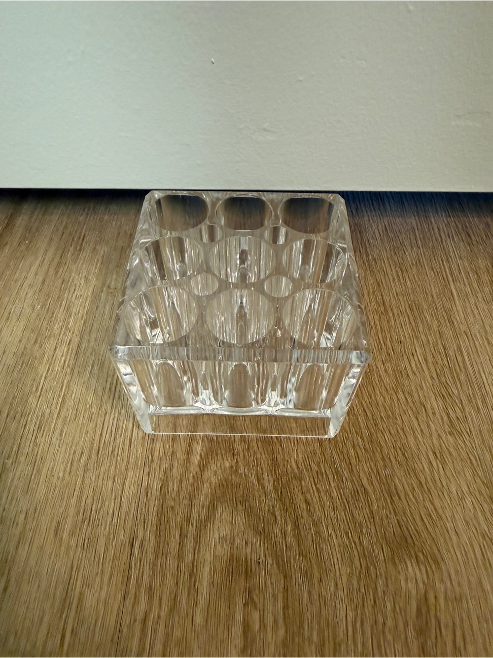 Never Used Container Store Clear Acrylic 9-Slot Lipstick/Lip Gloss Organizer